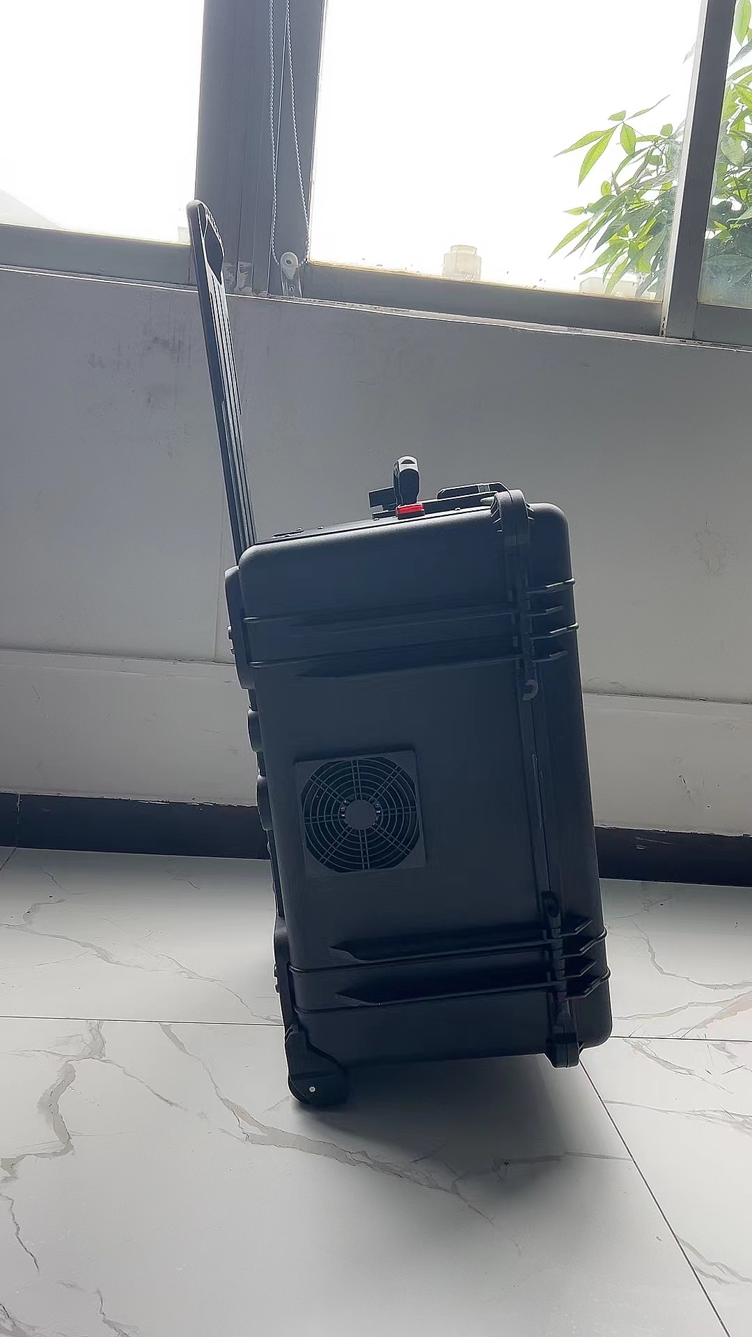 襄州手拉箱型移动通信干扰器